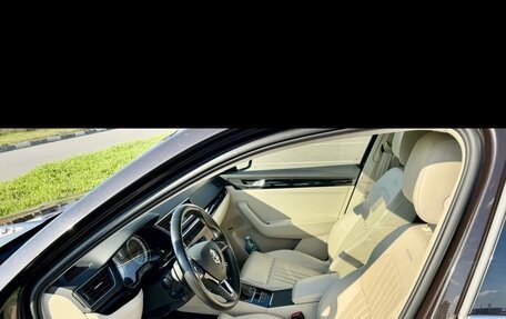 Skoda Superb III рестайлинг, 2018 год, 3 300 000 рублей, 4 фотография