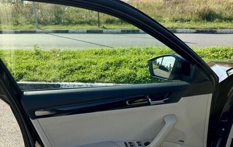 Skoda Superb III рестайлинг, 2018 год, 3 300 000 рублей, 5 фотография