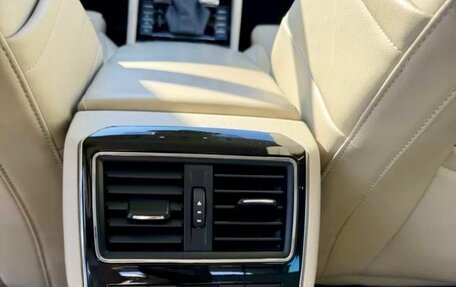 Skoda Superb III рестайлинг, 2018 год, 3 300 000 рублей, 9 фотография