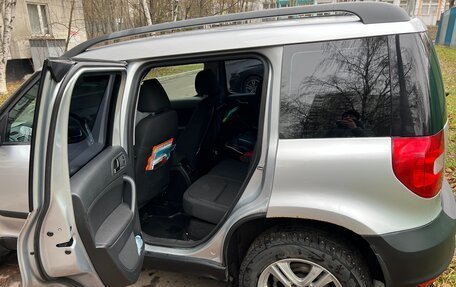 Skoda Yeti I рестайлинг, 2010 год, 1 000 000 рублей, 9 фотография