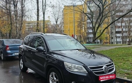 Volkswagen Tiguan I, 2011 год, 1 070 000 рублей, 2 фотография