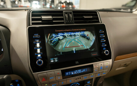 Toyota Land Cruiser Prado 150 рестайлинг 2, 2021 год, 6 580 000 рублей, 23 фотография