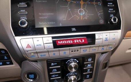 Toyota Land Cruiser Prado 150 рестайлинг 2, 2021 год, 6 580 000 рублей, 21 фотография