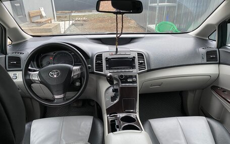 Toyota Venza I, 2009 год, 1 730 000 рублей, 13 фотография