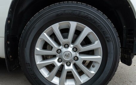 Toyota Land Cruiser Prado 150 рестайлинг 2, 2014 год, 3 389 000 рублей, 6 фотография