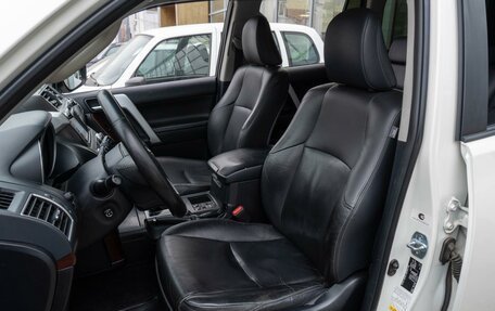 Toyota Land Cruiser Prado 150 рестайлинг 2, 2014 год, 3 389 000 рублей, 11 фотография