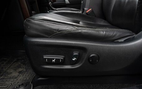 Toyota Land Cruiser Prado 150 рестайлинг 2, 2014 год, 3 389 000 рублей, 24 фотография