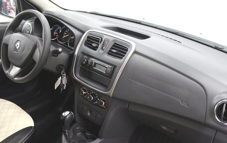 Renault Logan II, 2015 год, 815 000 рублей, 7 фотография