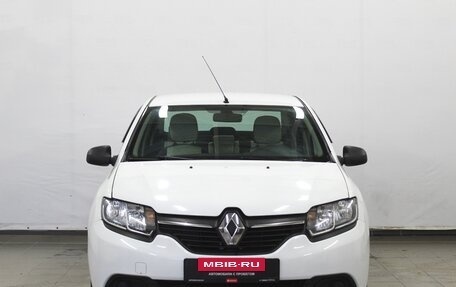 Renault Logan II, 2015 год, 815 000 рублей, 2 фотография