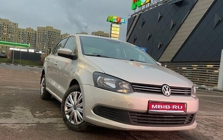 Volkswagen Polo VI (EU Market), 2013 год, 576 000 рублей, 1 фотография