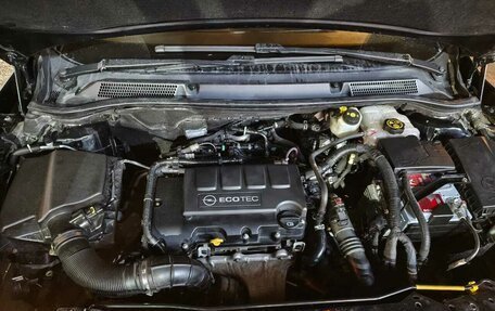 Opel Astra J, 2013 год, 610 000 рублей, 11 фотография