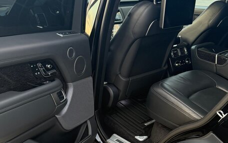 Land Rover Range Rover IV рестайлинг, 2019 год, 10 100 000 рублей, 21 фотография