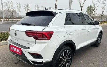 Volkswagen T-Roc I, 2021 год, 1 380 000 рублей, 5 фотография