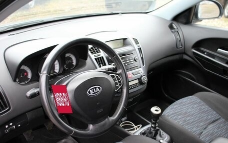 KIA cee'd I рестайлинг, 2008 год, 539 000 рублей, 4 фотография