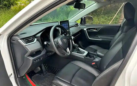 Toyota RAV4, 2022 год, 3 180 114 рублей, 12 фотография