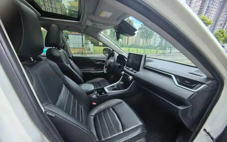 Toyota RAV4, 2022 год, 3 180 114 рублей, 16 фотография