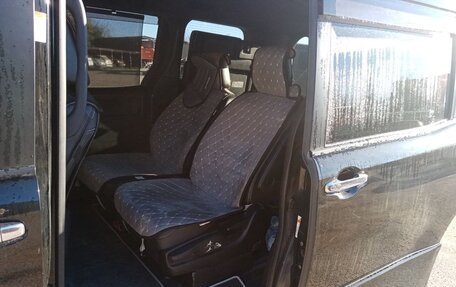 Toyota Noah III, 2016 год, 2 050 000 рублей, 5 фотография