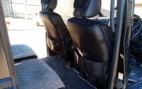 Toyota Noah III, 2016 год, 2 050 000 рублей, 11 фотография