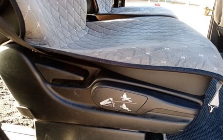 Toyota Noah III, 2016 год, 2 050 000 рублей, 18 фотография