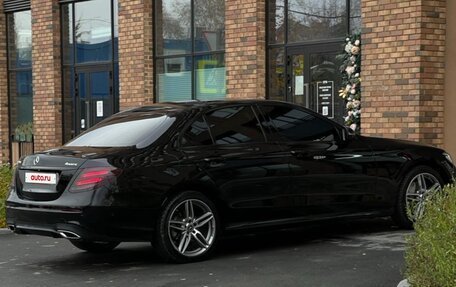 Mercedes-Benz E-Класс, 2020 год, 1 800 000 рублей, 5 фотография