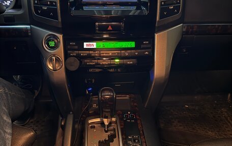 Toyota Land Cruiser 200, 2012 год, 5 500 000 рублей, 10 фотография