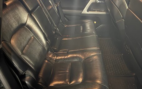 Toyota Land Cruiser 200, 2012 год, 5 500 000 рублей, 12 фотография