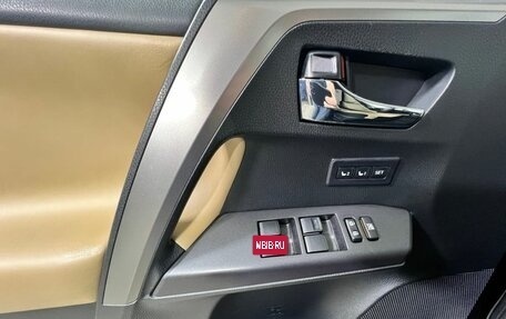 Toyota RAV4, 2019 год, 2 697 000 рублей, 17 фотография