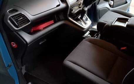 Nissan Serena IV, 2017 год, 1 750 000 рублей, 4 фотография