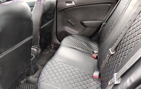 Hyundai Solaris II рестайлинг, 2012 год, 515 000 рублей, 13 фотография