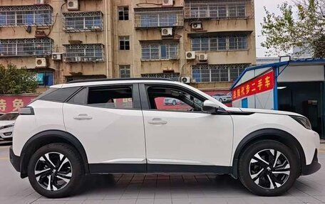 Peugeot 2008 II, 2022 год, 1 054 360 рублей, 5 фотография