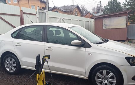Volkswagen Polo VI (EU Market), 2012 год, 500 000 рублей, 1 фотография