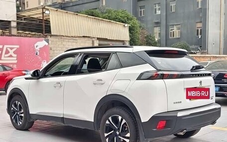 Peugeot 2008 II, 2022 год, 1 054 360 рублей, 6 фотография