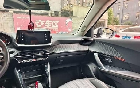 Peugeot 2008 II, 2022 год, 1 054 360 рублей, 14 фотография