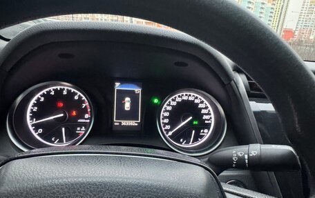 Toyota Camry, 2020 год, 2 200 000 рублей, 5 фотография