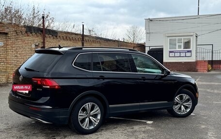 Volkswagen Tiguan II, 2019 год, 2 357 000 рублей, 4 фотография