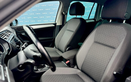 Volkswagen Tiguan II, 2017 год, 2 249 000 рублей, 39 фотография