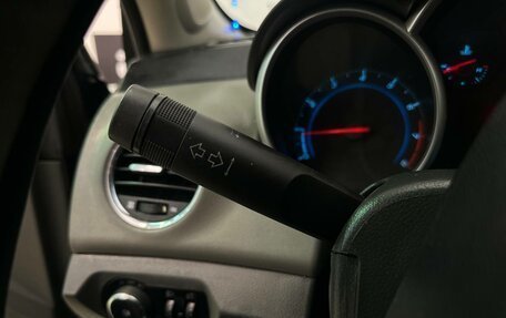 Chevrolet Cruze II, 2010 год, 553 000 рублей, 9 фотография