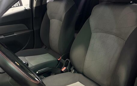 Chevrolet Cruze II, 2010 год, 553 000 рублей, 12 фотография