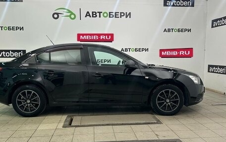 Chevrolet Cruze II, 2010 год, 553 000 рублей, 6 фотография