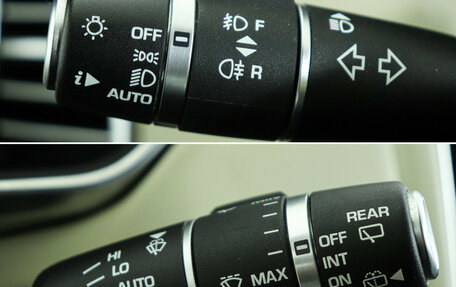 Land Rover Range Rover IV рестайлинг, 2015 год, 4 660 000 рублей, 23 фотография