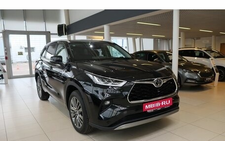 Toyota Highlander, 2025 год, 7 300 000 рублей, 3 фотография