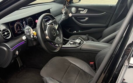 Mercedes-Benz E-Класс, 2019 год, 5 100 000 рублей, 13 фотография