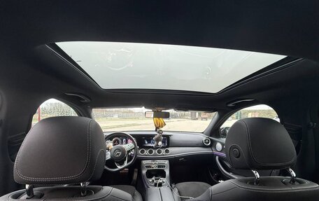 Mercedes-Benz E-Класс, 2019 год, 5 100 000 рублей, 20 фотография