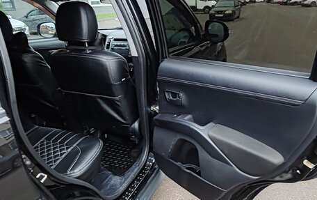 Mitsubishi Outlander III рестайлинг 3, 2011 год, 990 000 рублей, 19 фотография