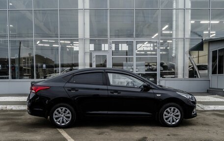 Hyundai Solaris II рестайлинг, 2018 год, 1 250 000 рублей, 8 фотография