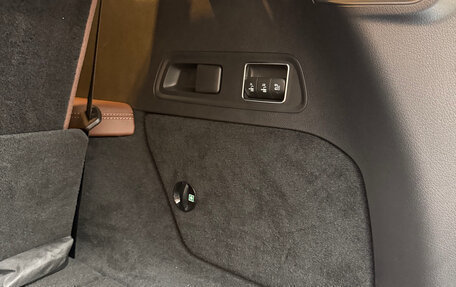 Mercedes-Benz GLS, 2025 год, 18 000 000 рублей, 31 фотография