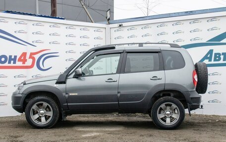 Chevrolet Niva I рестайлинг, 2017 год, 699 000 рублей, 4 фотография