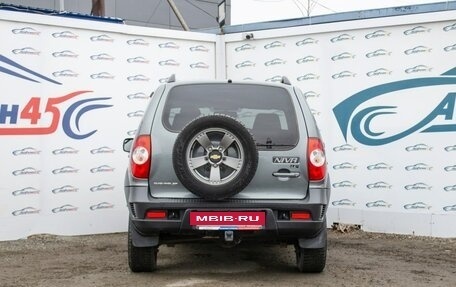 Chevrolet Niva I рестайлинг, 2017 год, 699 000 рублей, 6 фотография