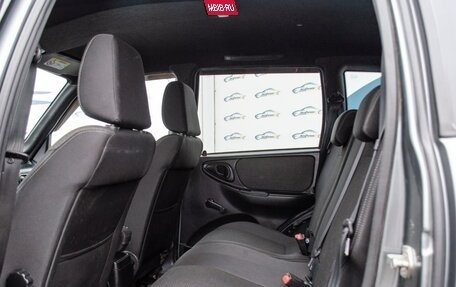 Chevrolet Niva I рестайлинг, 2017 год, 699 000 рублей, 13 фотография