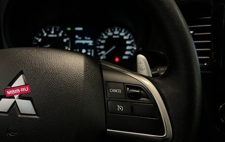 Mitsubishi Outlander III рестайлинг 3, 2013 год, 1 545 000 рублей, 21 фотография